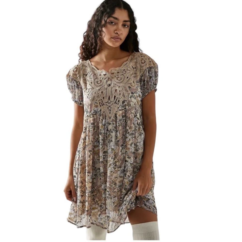 Free People Margot Ivory Printed Mini Dress with Lace Trim Size Extra Small $168